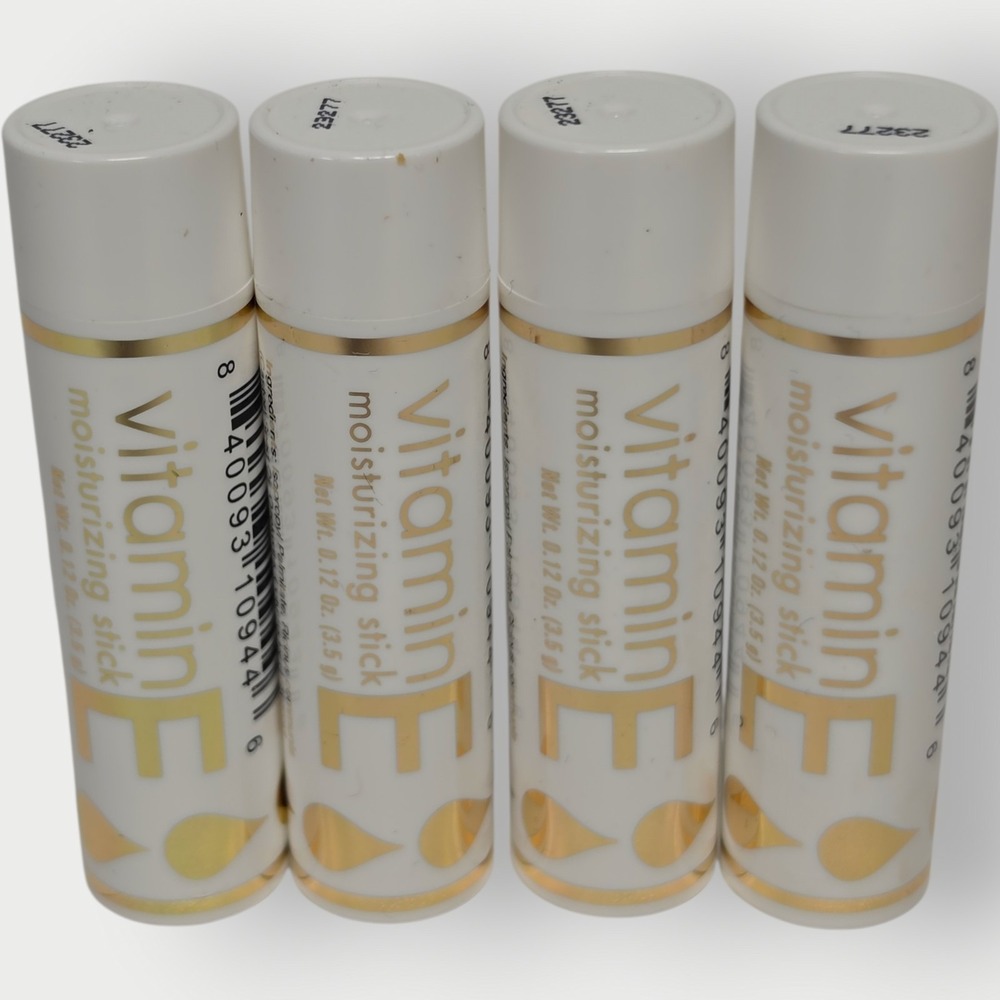 LOT OF 4 Nature's Truth Vitamin E Moisturizing Stick Lip Balm 0.12 oz NEW!